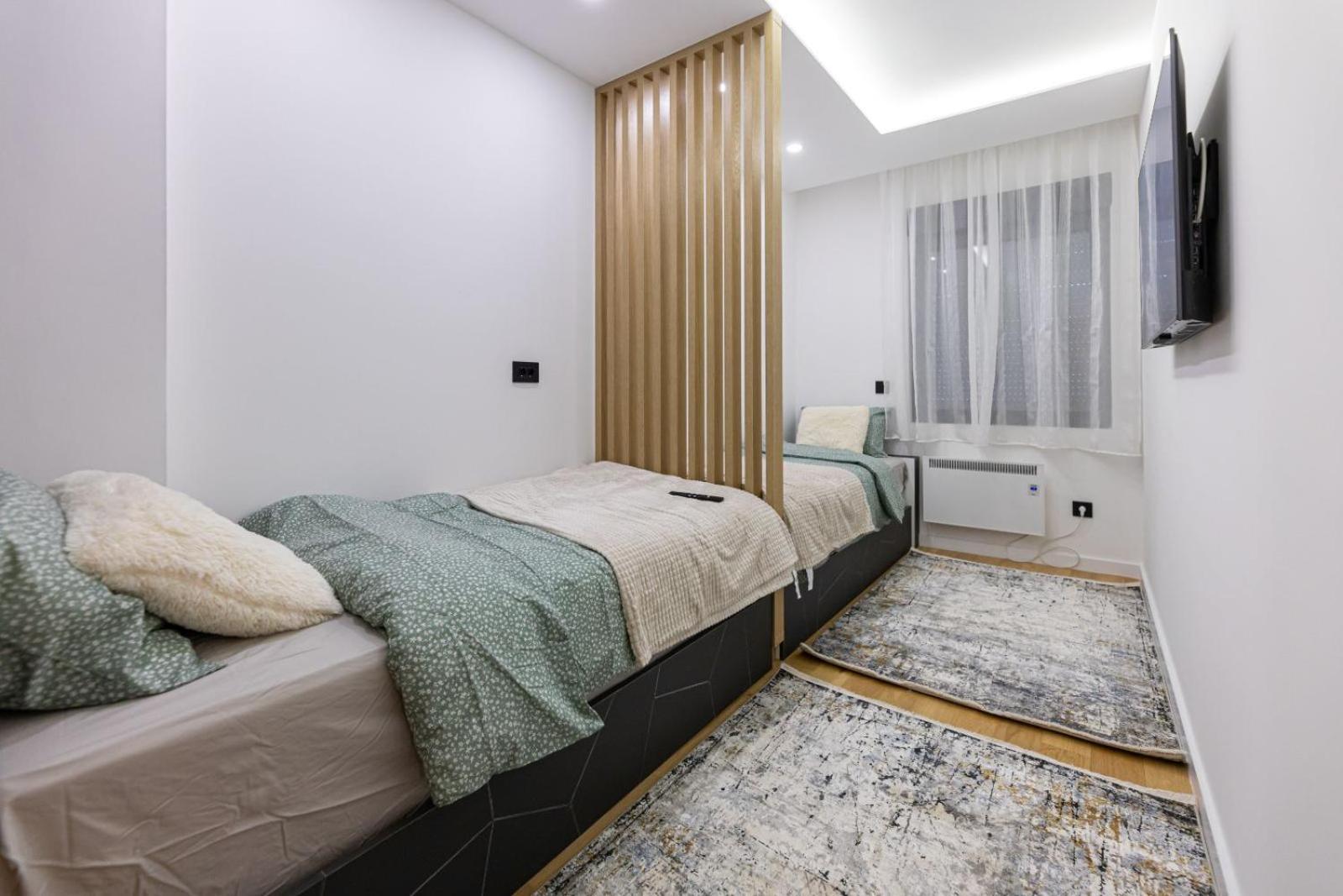 Urban View Apartment *